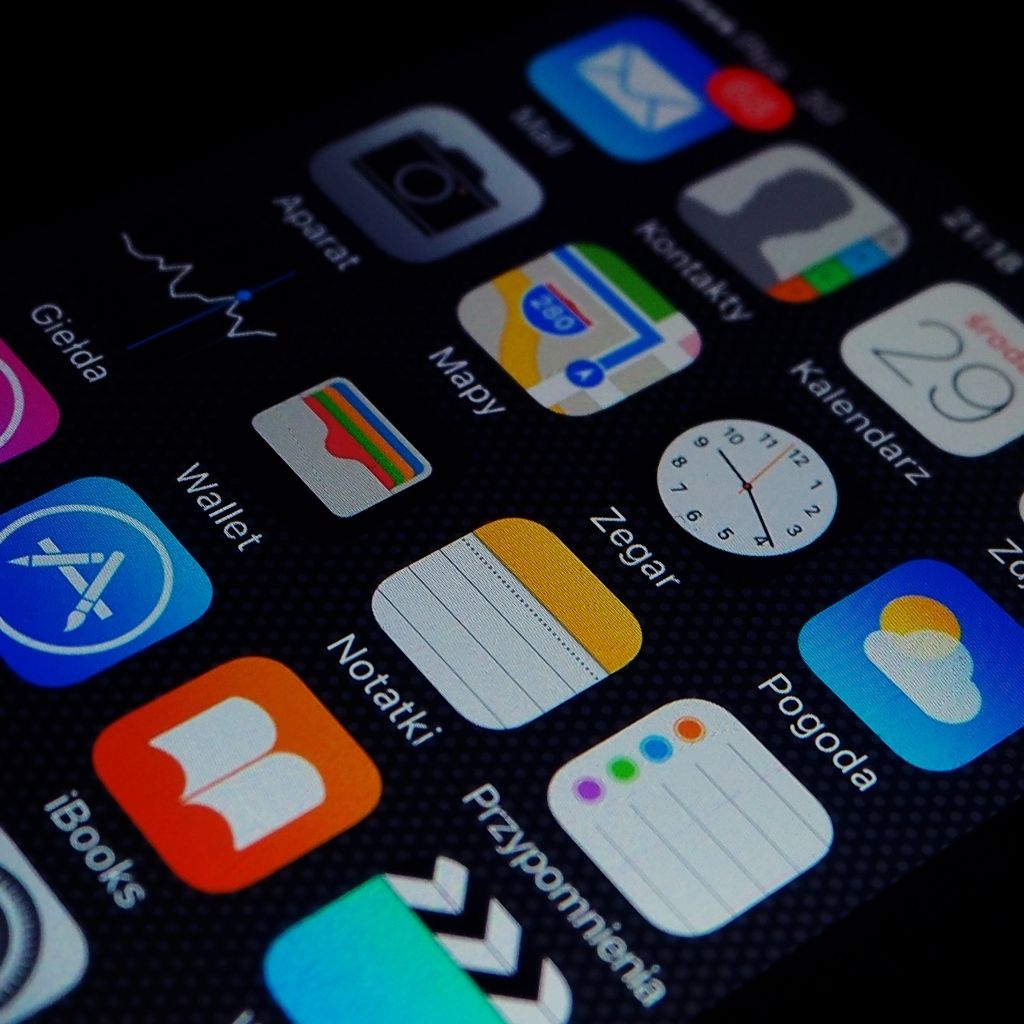 iOS &amp; Android Uygulama